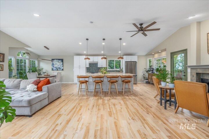 Property Photo: 5033 N Edenburgh ID 83714