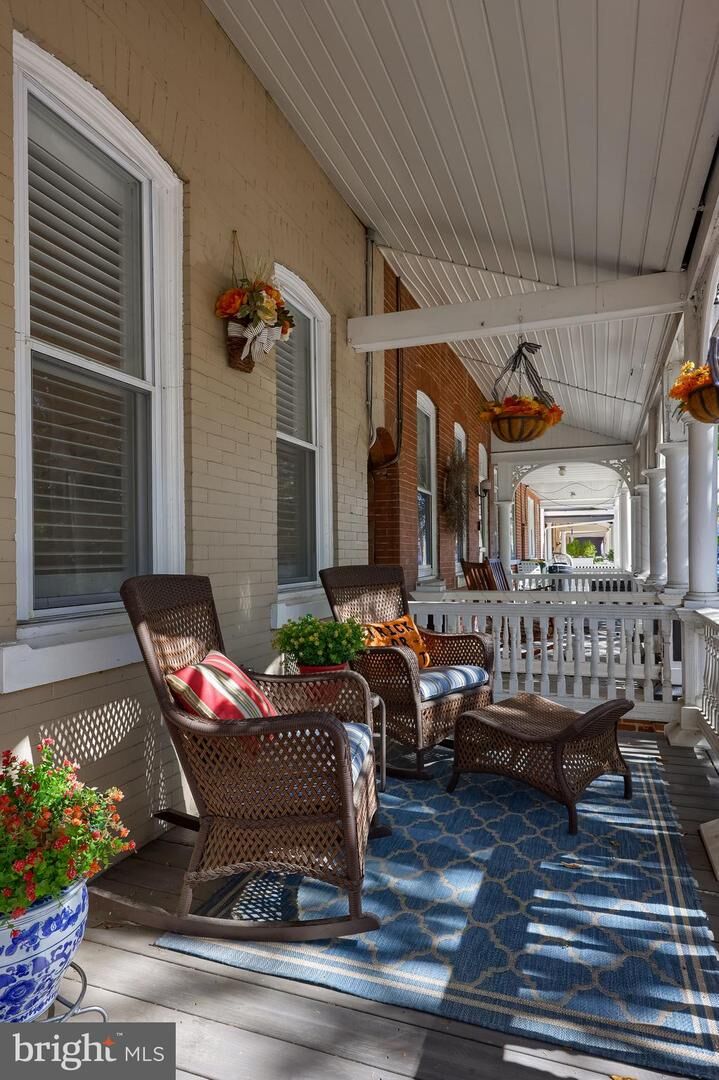 Property Photo:  233 E New Street  PA 17602