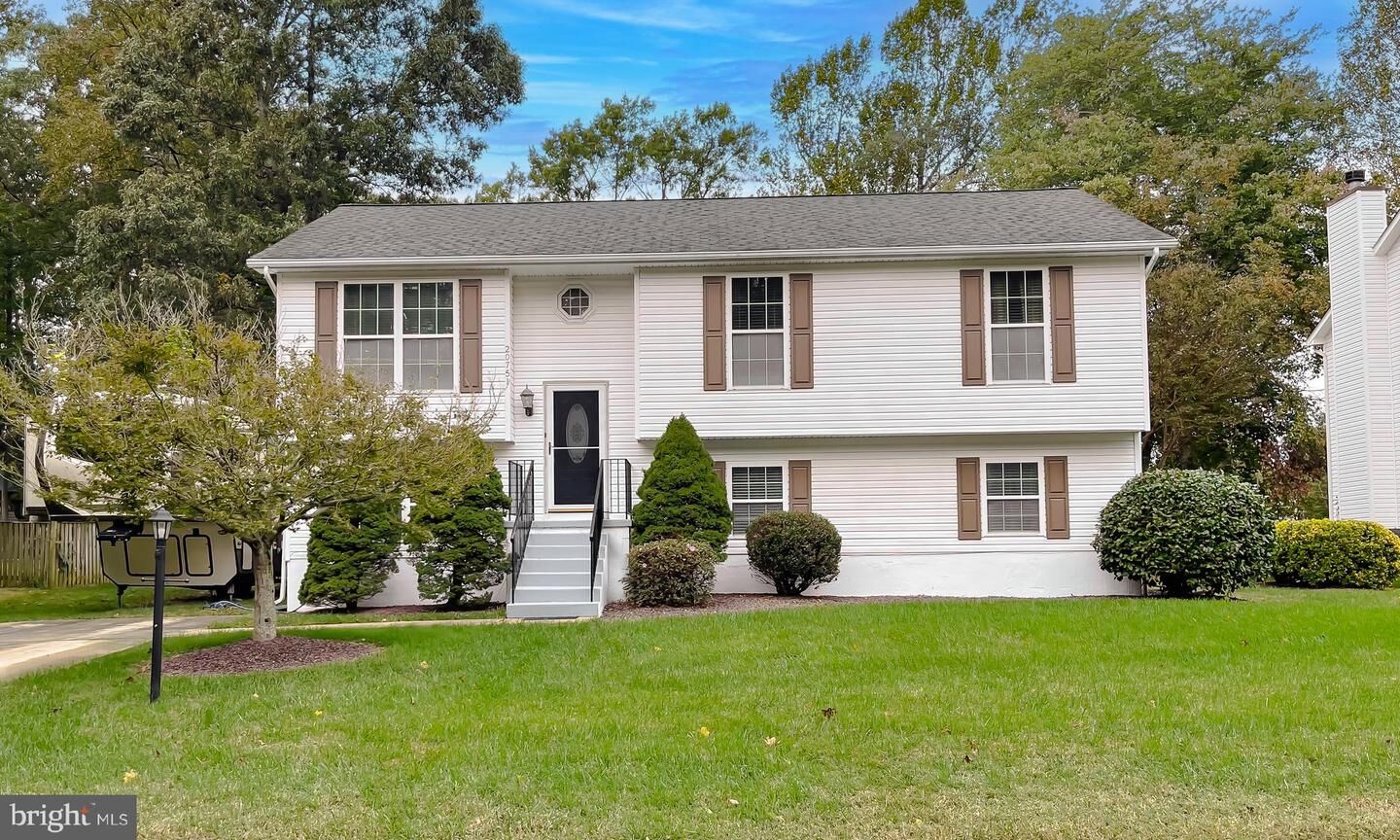 Property Photo: 20751 Wolftrap Street MD 20653