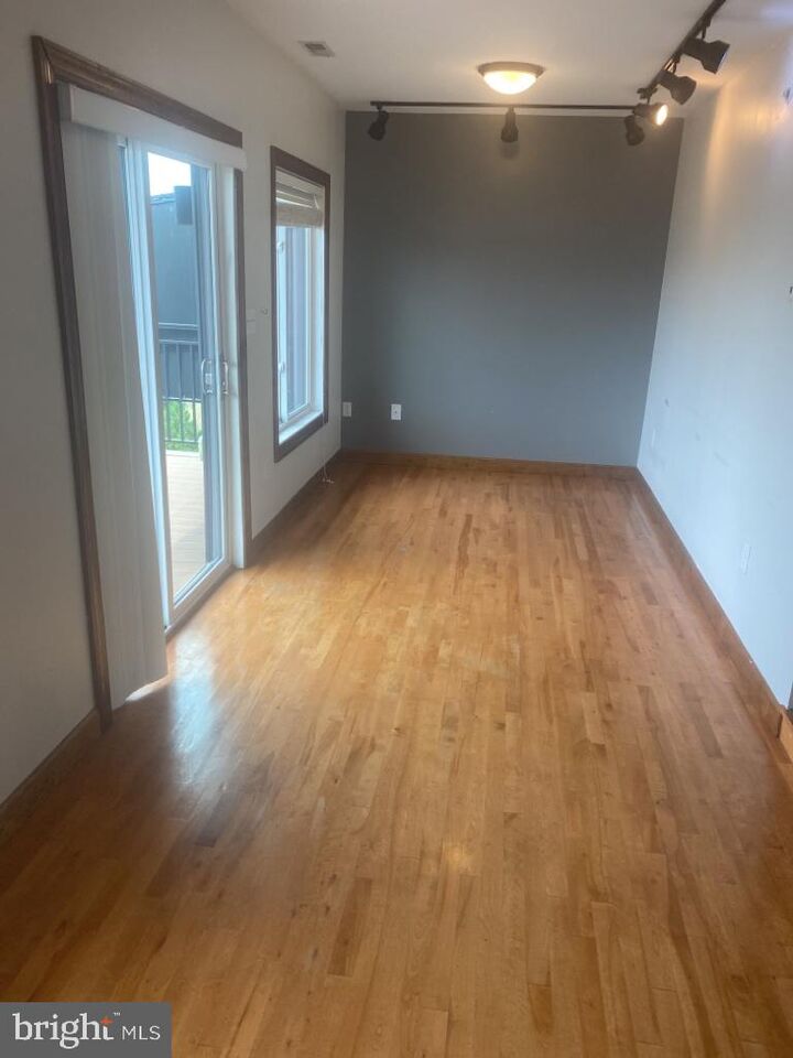 Property Photo: 443 Millwood Avenue 2 VA 22601