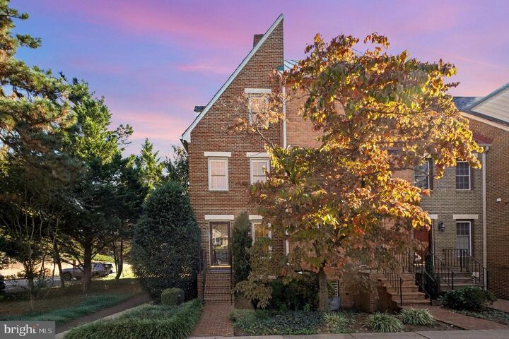 811 College Avenue  Fredericksburg VA 22401 photo