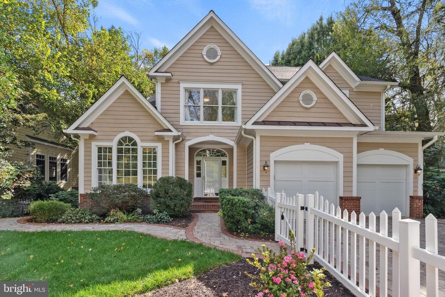 Property Photo: 2708 24th Street N VA 22207