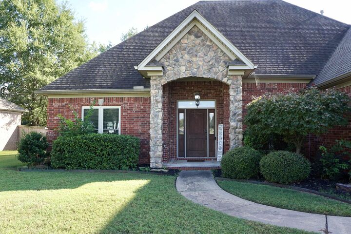 Property Photo: 5005 Prestonwood Road AR 72034