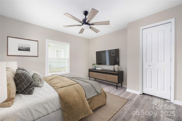 Property Photo:  633 N Main Street  NC 28164