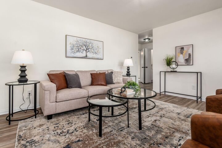 Property Photo: 7025 Iris Drive OH 43123