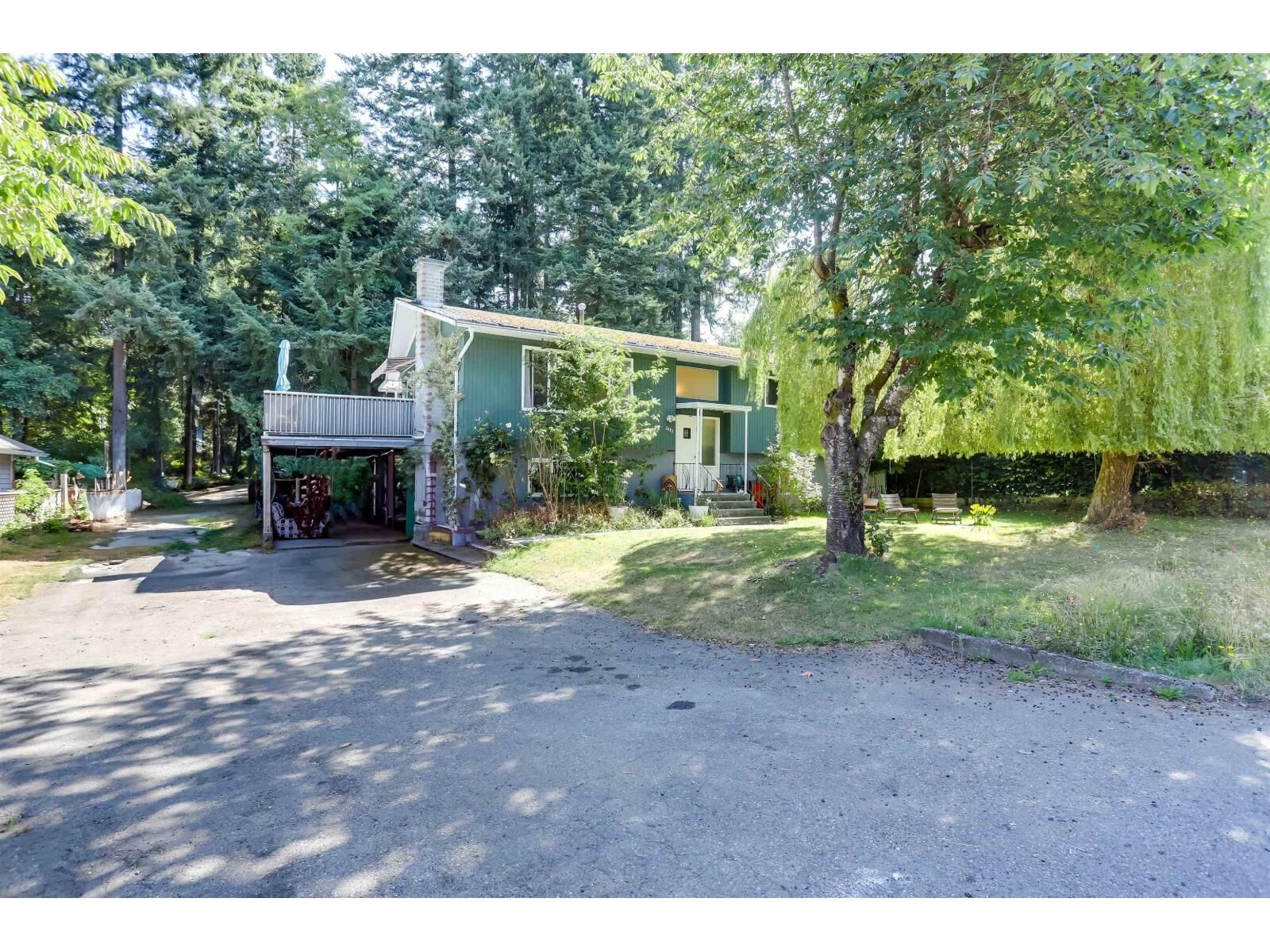 Property Photo: 2682 Parkway BC V4P 1E8