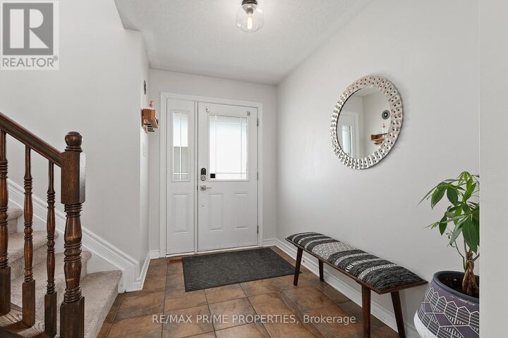 Property Photo:  513 Paul Metivier Drive  ON K2J 0H4 