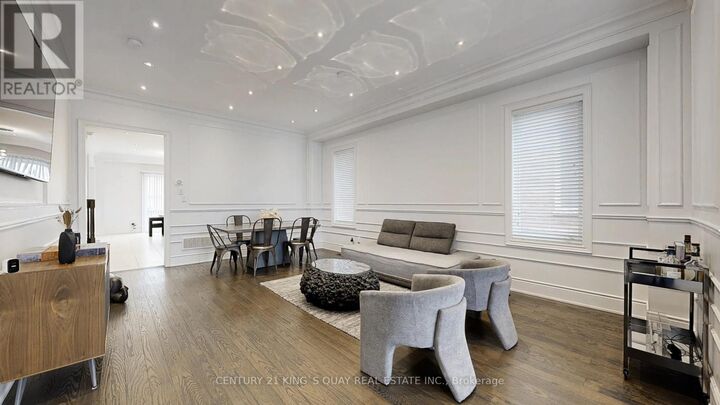 Property Photo: 33 Oakford Drive ON L6C 0X8