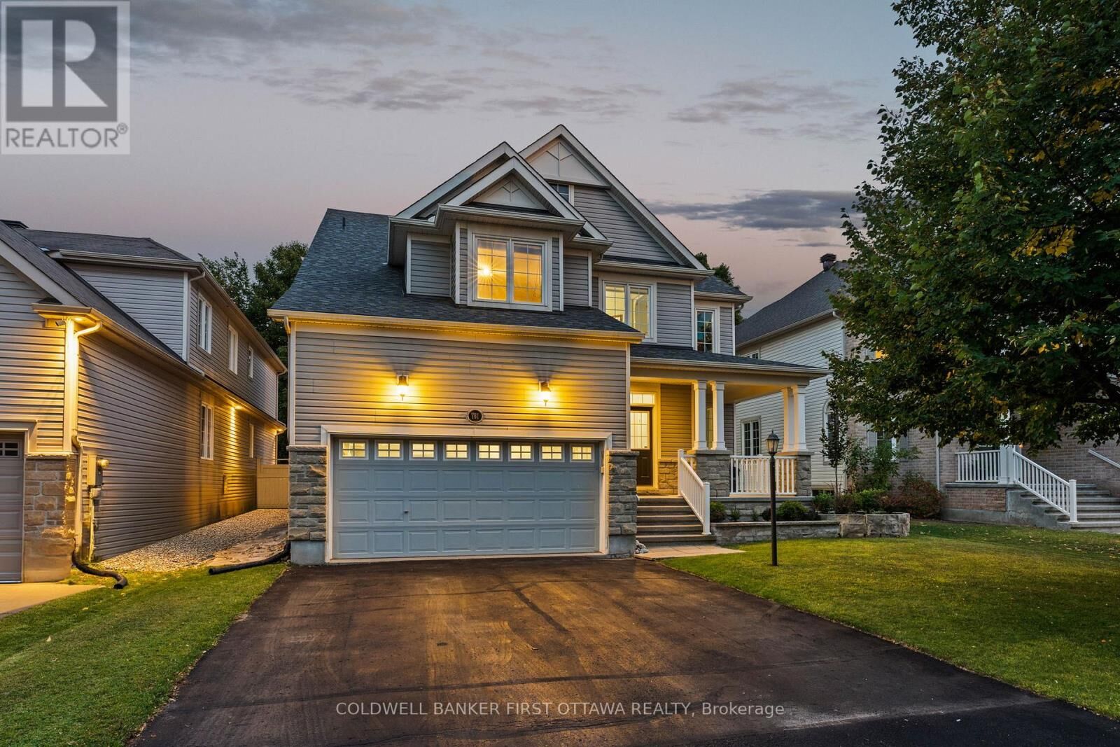Photo de la propriété: 781 Kilbirnie Drive ON K2J 0M3