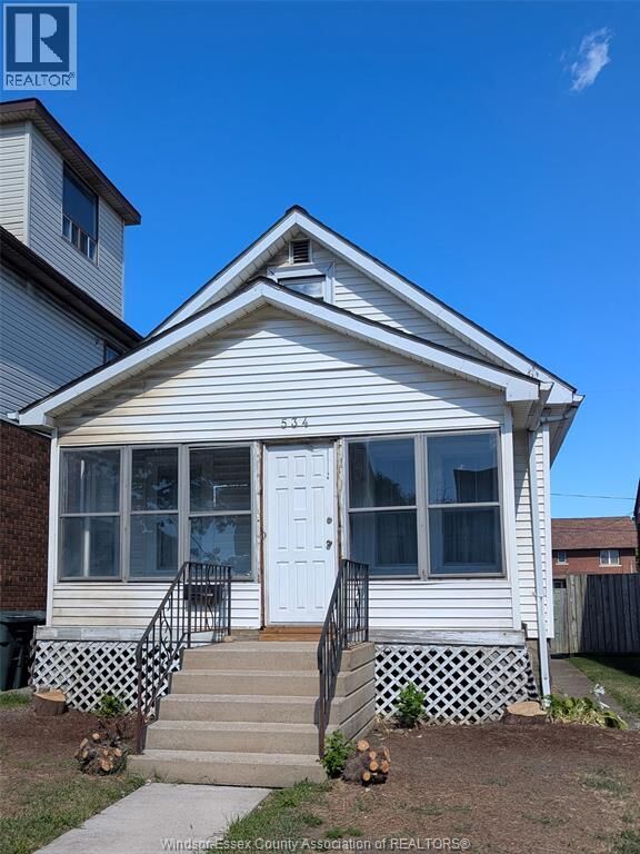 Property Photo: 534 California ON N9B 2Y9