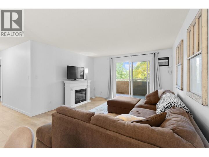 Property Photo: 3854 Gordon Drive 285 BC V1W 3G4