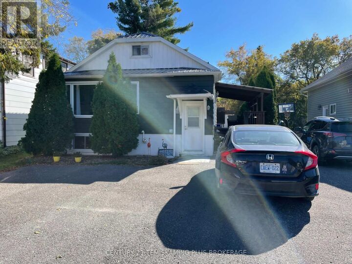 Property Photo: 396 Farah Avenue ON P0J 1P0