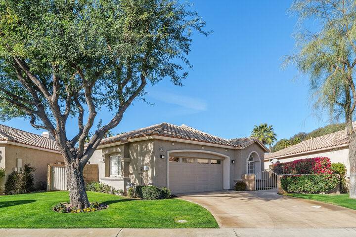Property Photo: 45703 Crosswater Street CA 92201