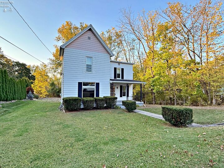 Property Photo: 284 Sycamore Street OH 44883