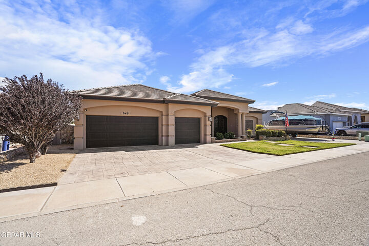 Property Photo: 940 Aztec Dove Lane TX 79932