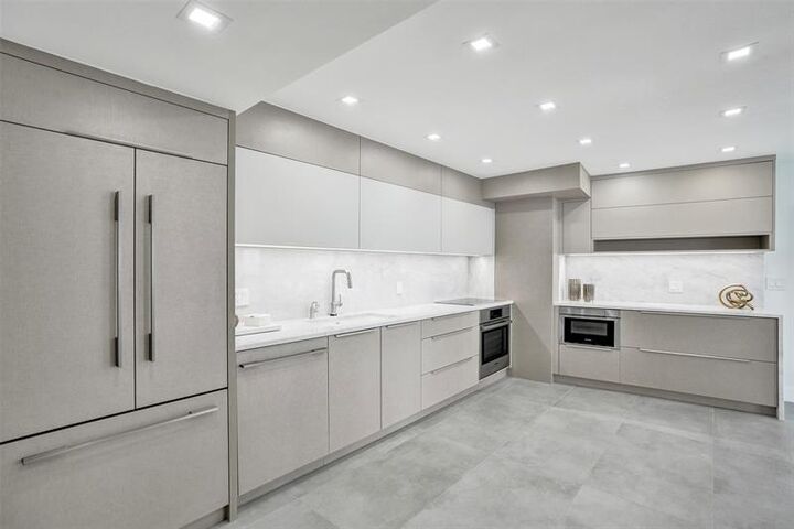 Property Photo: 209 N Fort Lauderdale Beach Blvd 6B FL 33304