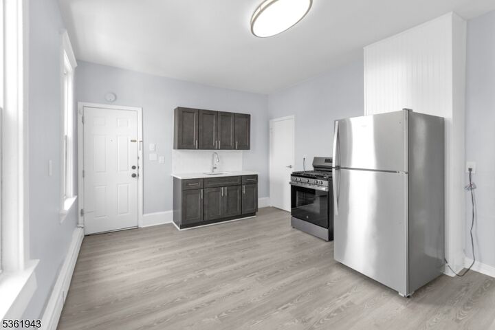 Property Photo:  215 Delaware St 5  NJ 07206