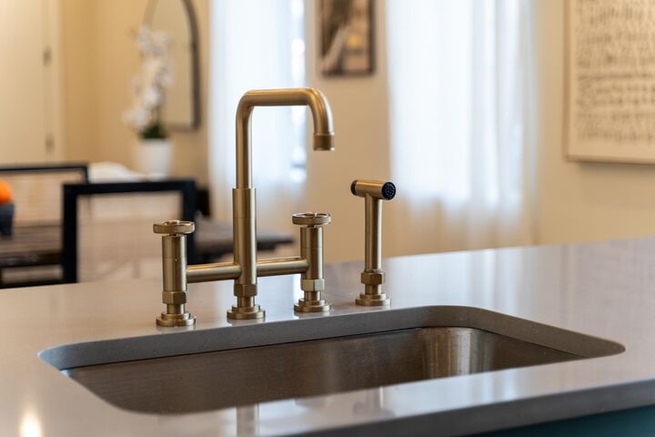 Property Photo:  10 Prescott St 1  NJ 07304 