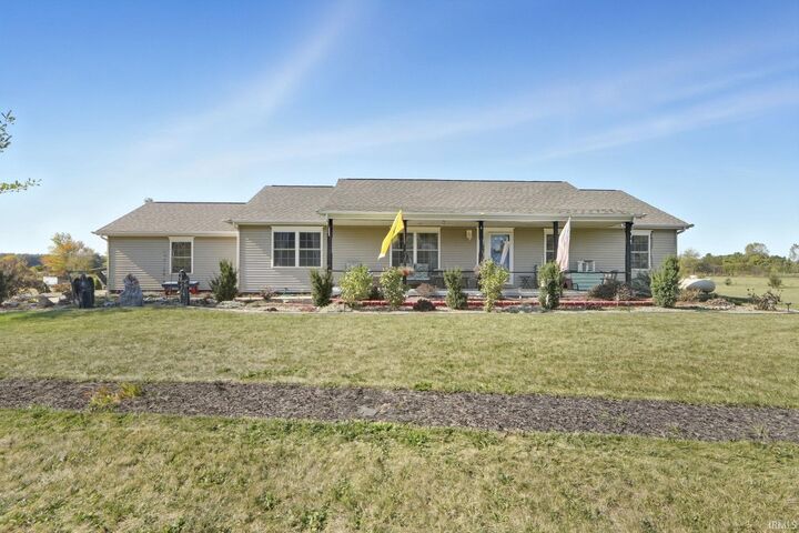 Property Photo: 3826 County Road 45 IN 46706