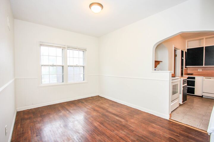 Property Photo: 103 S Walnut NE 69101