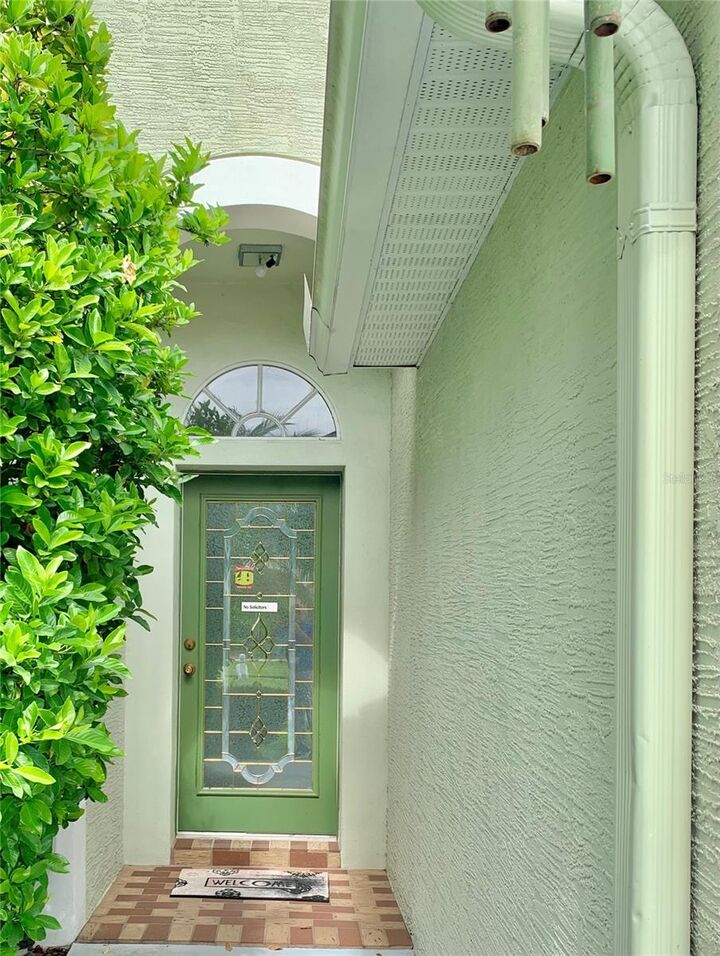 Property Photo:  4531 Gateway Blvd  FL 33544