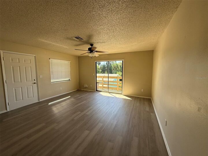 Property Photo:  177 W Cowles Street  FL 34223