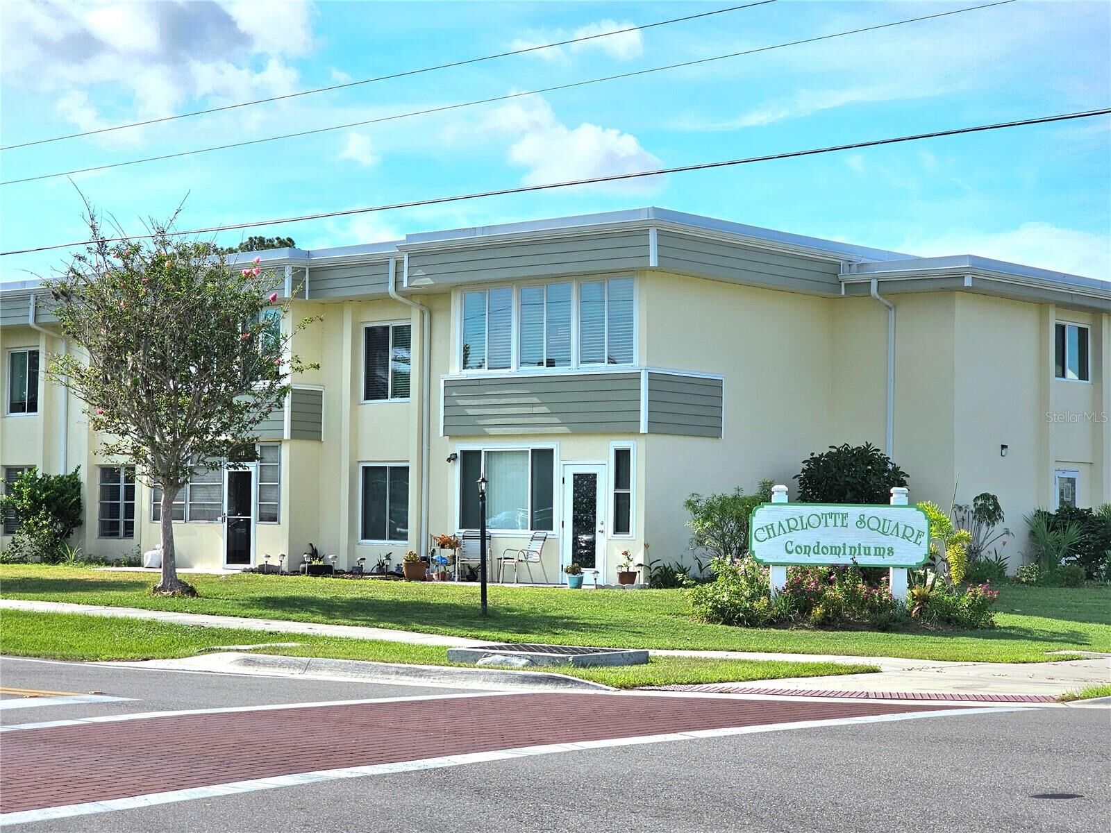 Property Photo:  21267 Gertrude Avenue 114  FL 33952 