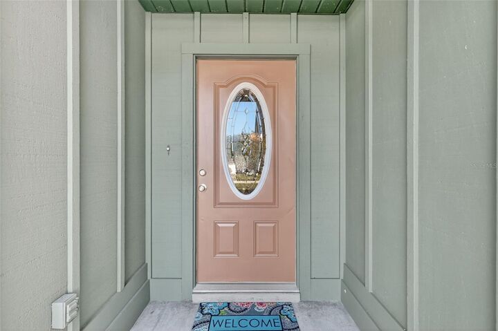 Property Photo:  501 Fahnstock Street  FL 32726 