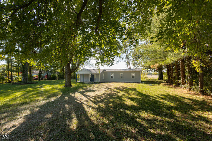 Property Photo: 141 Dawson Street IN 47201