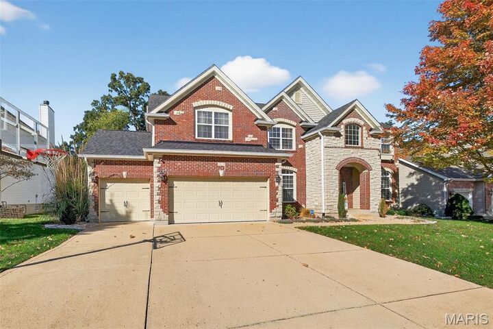 Property Photo:  1823 Dover Trace Drive  MO 63026