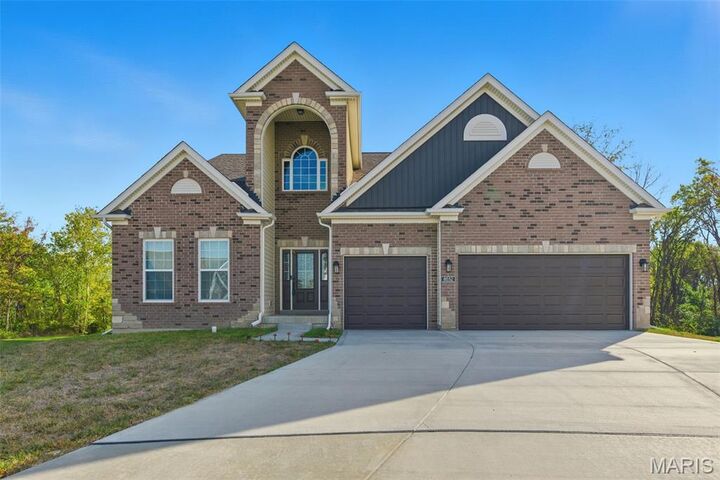 Property Photo: 8032 Cotswald Trail MO 63304