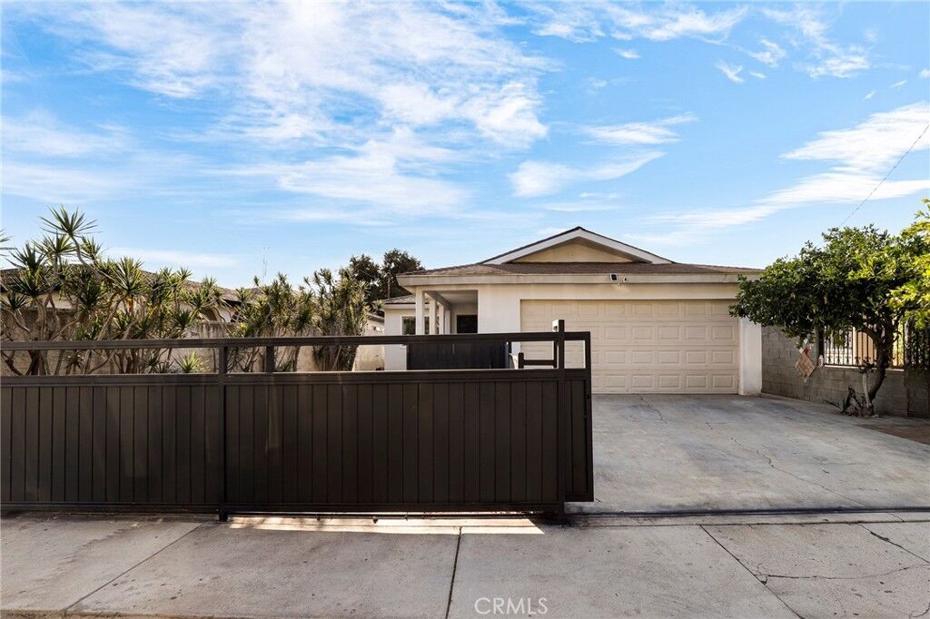 Property Photo:  937 S Gage  CA 90023 