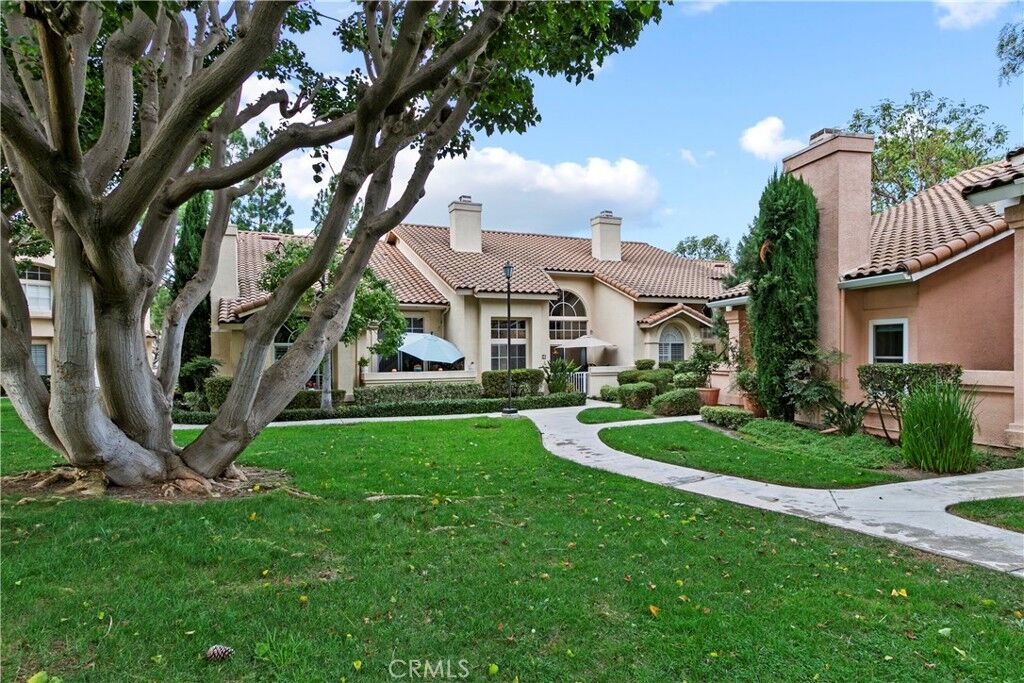 Property Photo: 141 Nightingale Dr CA 92656