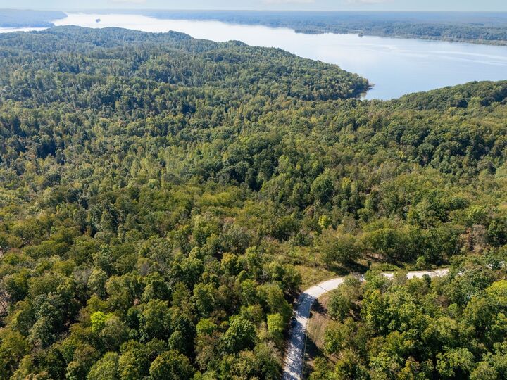 Property Photo:  33 Vista Ridge Dr  TN 37175