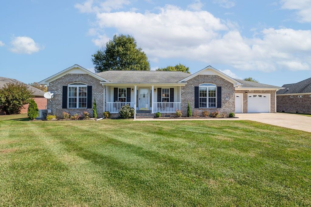 Property Photo: 1705 Luther Ave TN 38464