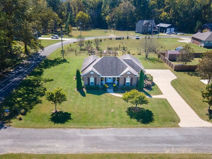 Property Photo: 114 Hummingbird Ln TN 38464
