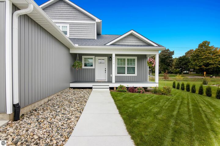 4712 Owl View Drive  Traverse City MI 49685 photo