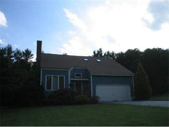 Property Photo: 1 Elijah Hill Lane NH 03053