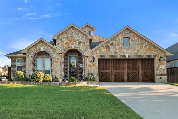 4021 Grove Valley Road  Midlothian TX 76065 photo