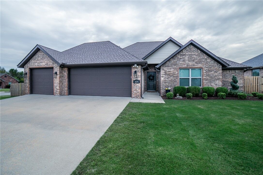 Property Photo: 4291 Hamlet Street AR 72764