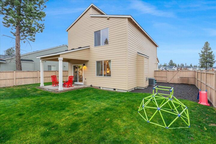 Property Photo:  16672 Pine Creek Drive  OR 97739 
