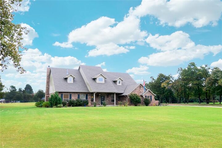 Property Photo: 2260 Bingham Drive OK 73020