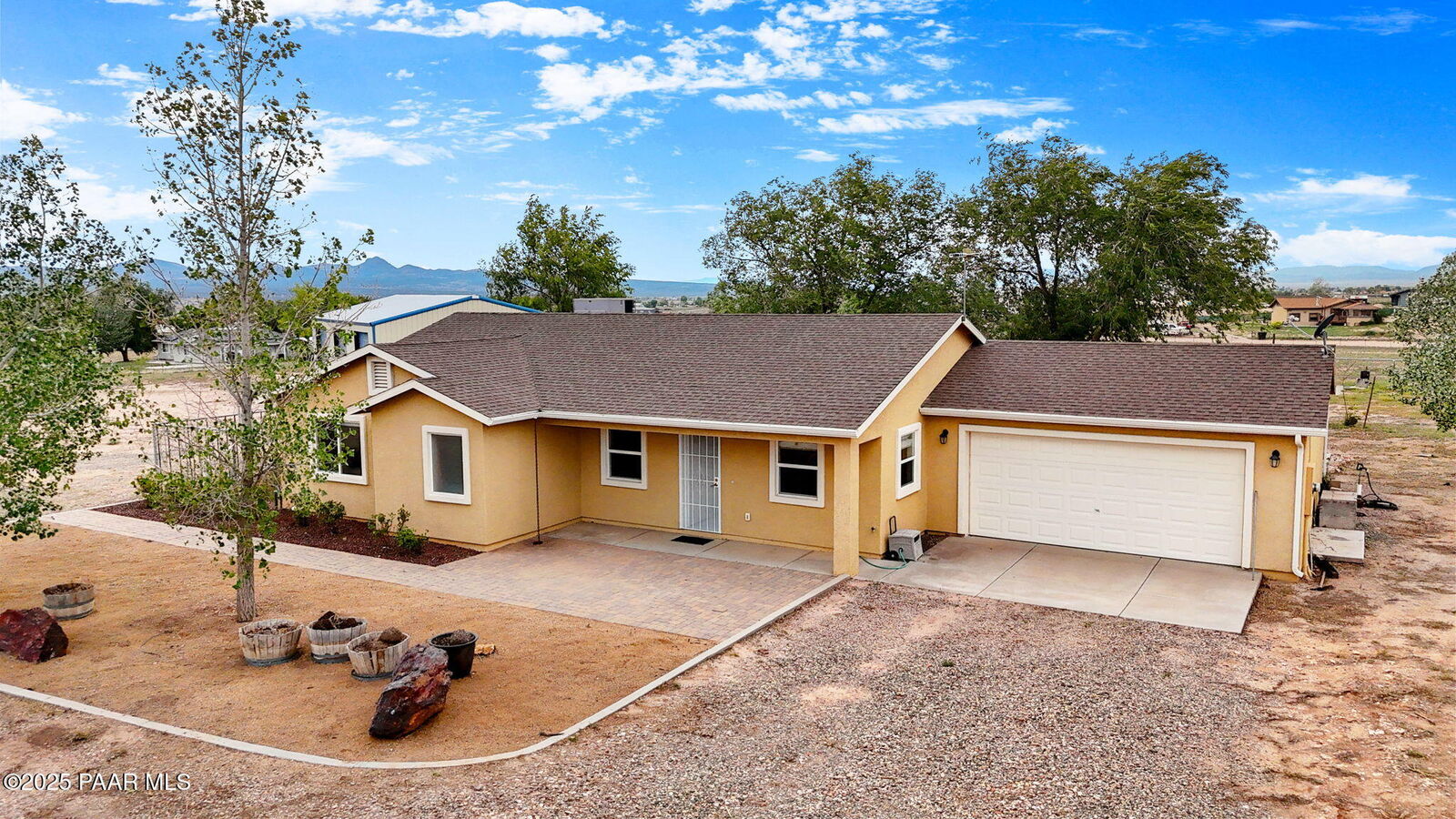 Property Photo: 25800 N Poppy Drive AZ 86334