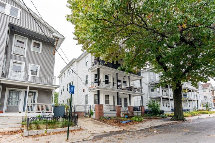 Property Photo:  39 Richter St  RI 02908 