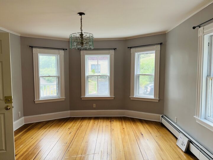 Property Photo: 133 Brattle St 1 MA 02474