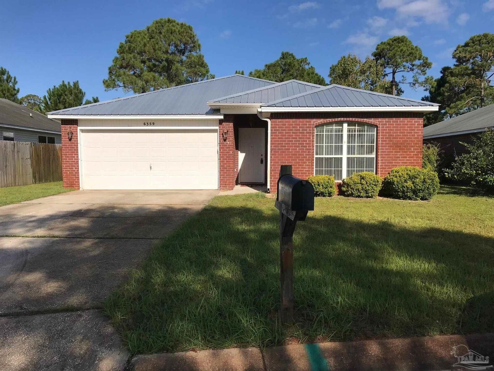 Property Photo: 6359 Heronwalk Dr FL 32563