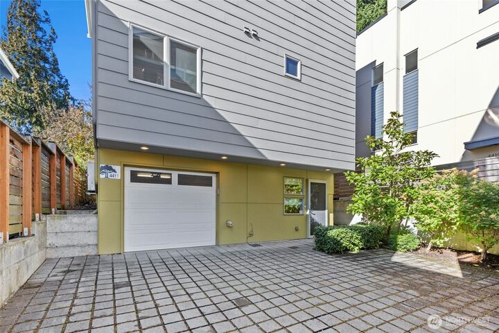 Property Photo: 4411 Meridian Avenue N WA 98103