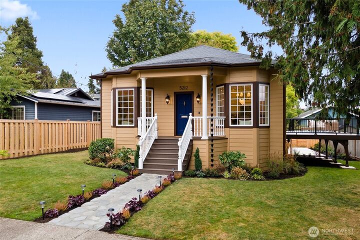 5212 S Mayflower Street  Seattle WA 98118 photo