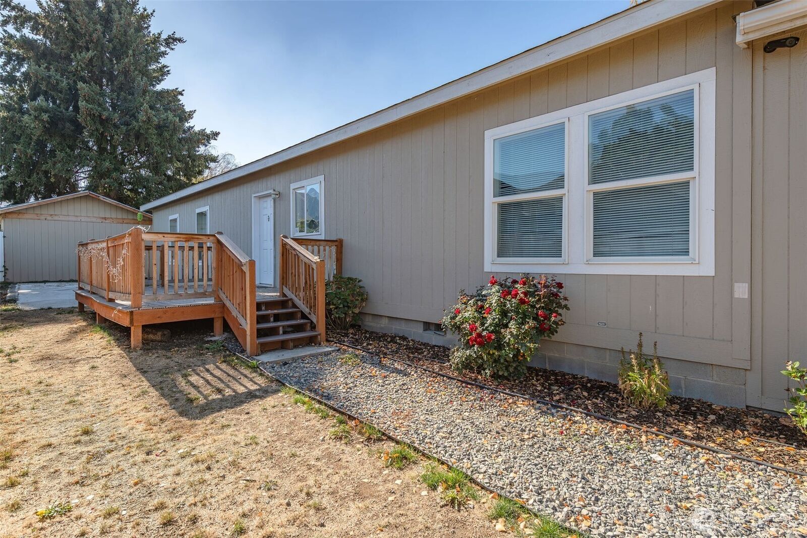 Property Photo:  281  Terminal Avenue  WA 98801 
