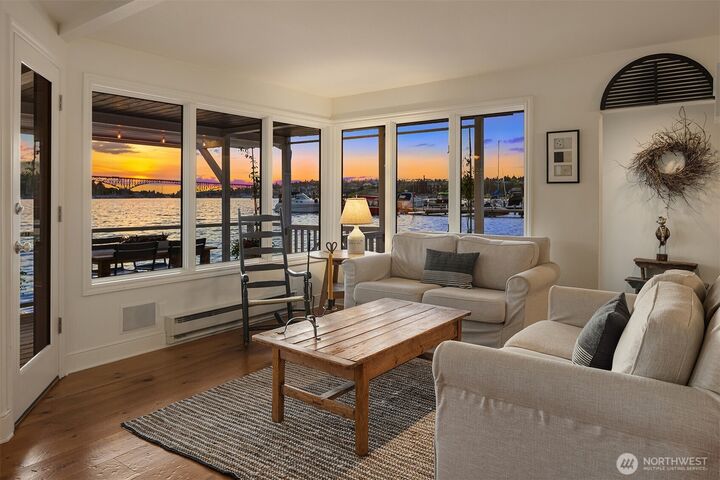 Property Photo: 2241 Fairview Avenue E C WA 98102